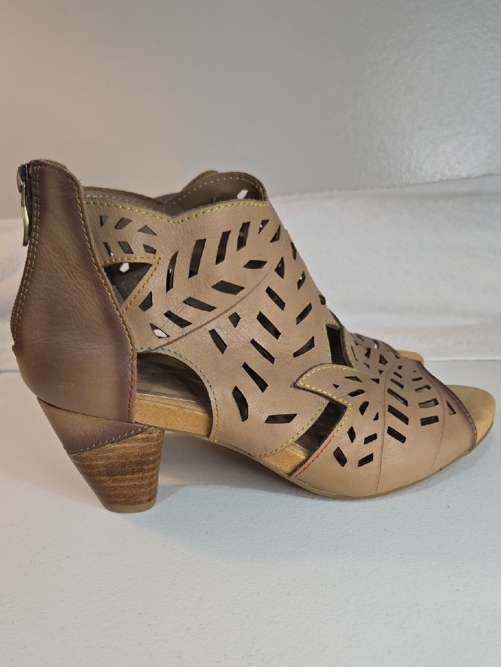 L'ARTISTE Taupe Laser-Cut Open-Toe Stacked Heels